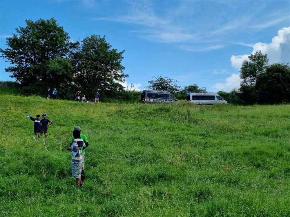 8S Enjoy Sunny Fieldwork at the River Churn - Image