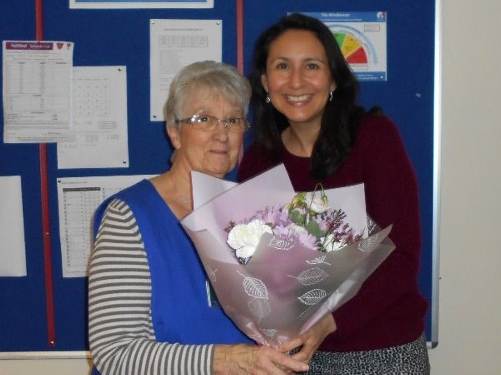 Gwen Witts presented with Bouquet of flowers - Image