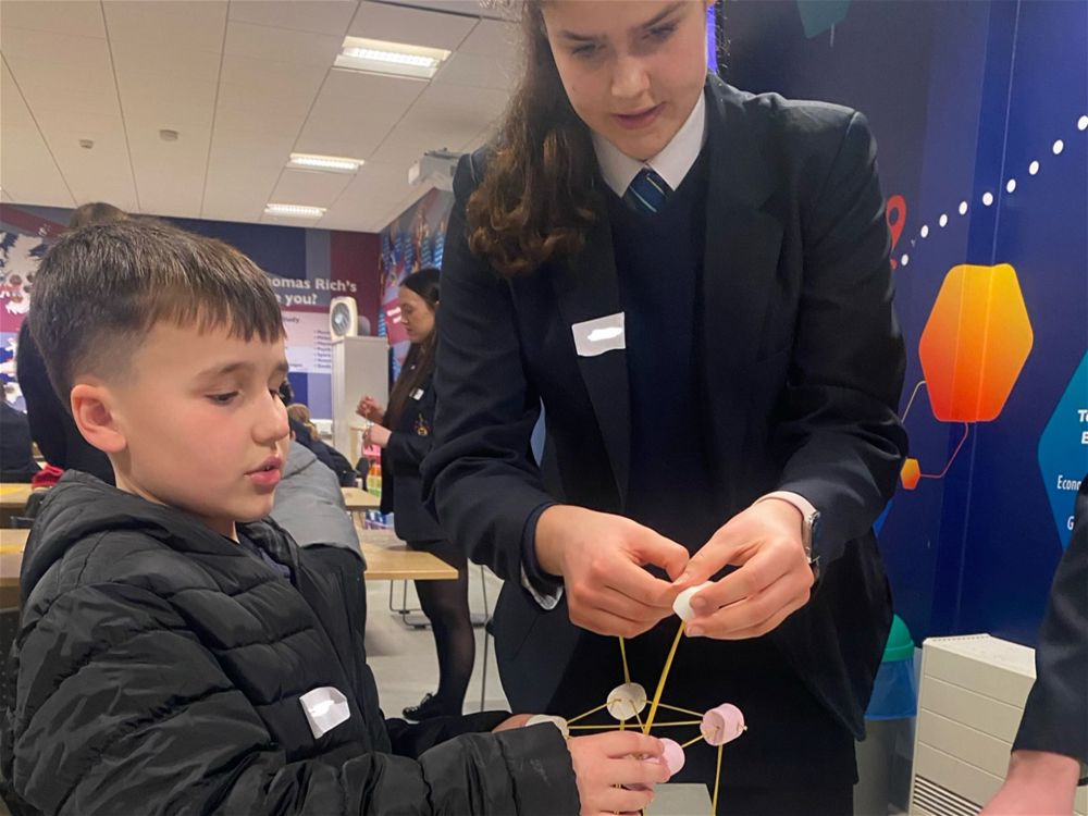 Year 4 and 5 Pupils Enjoy Mentoring Session - Image